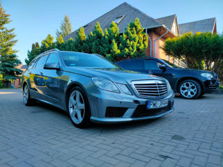 Mercedes E-Class foto 2