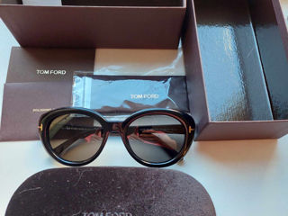 Новые солнцезащитные очки женские Tom Ford FT 1009 Lily-02, Black/smoke, 215 евро, торг договорная