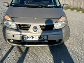 Renault Grand Scenic foto 6