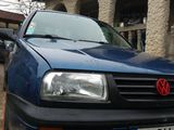 Volkswagen Vento foto 1