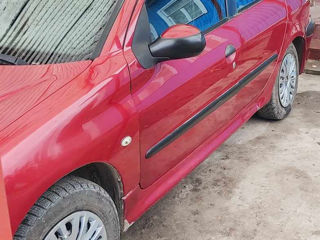 Peugeot 206 foto 3