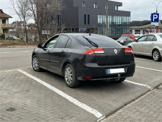 Renault Laguna foto 2