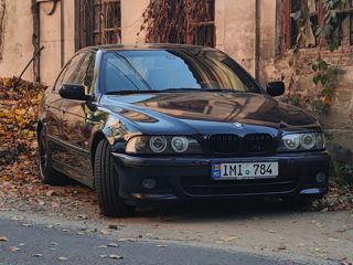 BMW 5 Series foto 9