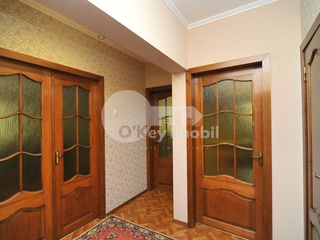 Apartament cu 3 camere, mobilat,  str. Albișoara, 300 € ! foto 9