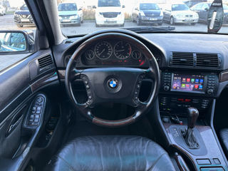 BMW 5 Series foto 11