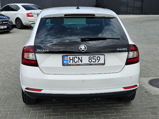 Skoda Rapid foto 2