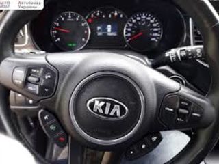 KIA Carens foto 3