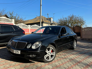 Mercedes E-Class foto 8