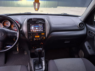 Toyota Rav 4 foto 10