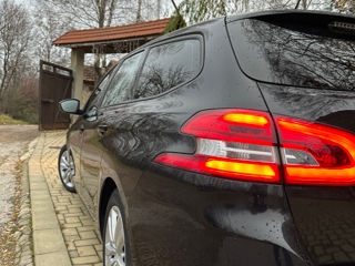 Peugeot 308 foto 6