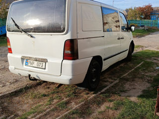 Mercedes Vito foto 3