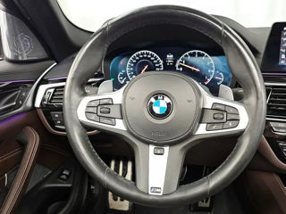 BMW 5 Series foto 13