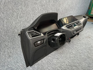 Plansa bord BMW G20 G21 G22 G23 G26 G80 G81 G82  foto 1