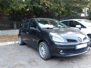 Renault Clio foto 10