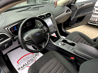 Ford Fusion foto 6