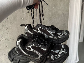 Balenciaga 3XL Black/White foto 8