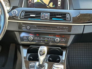 BMW 5 Series foto 11