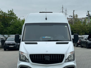 Mercedes Sprinter 319