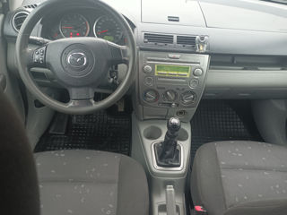 Mazda 2 foto 12