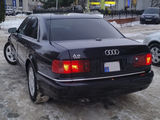 Audi A8 foto 1