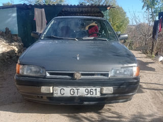 Mazda 323 foto 4