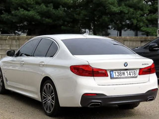 BMW 5 Series foto 2