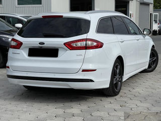 Ford Mondeo foto 4