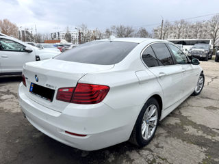 BMW 5 Series foto 4