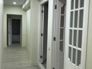 Apartament cu 3 camere, 120 m², Centru, Chișinău