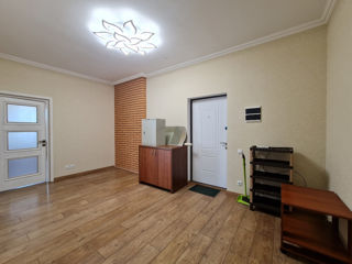 Apartament cu 3 camere, 95 m², Buiucani, Chișinău foto 15