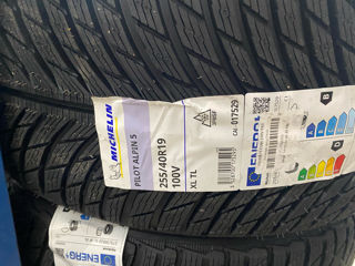 Michelin Pilot Alpin 5  255/40R19 foto 2