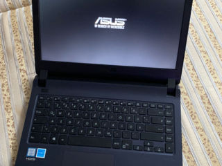 Как новый ! asus vivobook 14 (fullhd, intel core i5 8265u 8x 3.80ghz, 8gb ddr4, 256gb ssd) foto 2