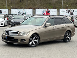 Mercedes C-Class foto 3