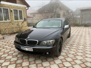 BMW 7 Series foto 4