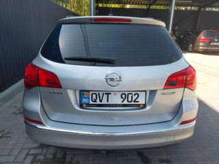 Opel Astra фото 5