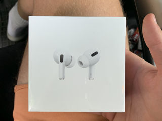 Airpods pro magsafe sigilate foto 3