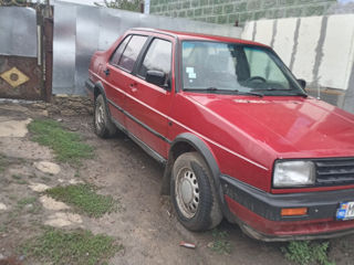 Volkswagen Jetta foto 1