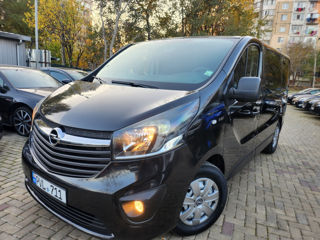 Opel Vivaro foto 12