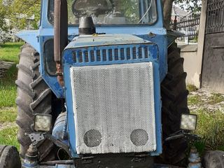 Tractor mtz-80, stare foarte bună.. pornește de la chee. foto 1