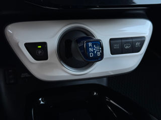 Toyota Prius Prime фото 13