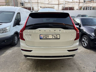 Volvo XC90 foto 2