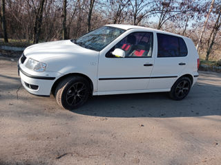 Volkswagen Polo foto 1