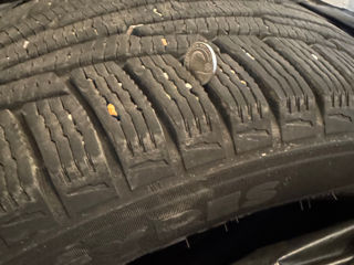 R 17/215/55 Nokian