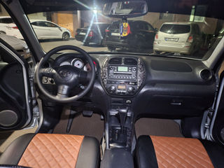 Toyota Rav 4 foto 5