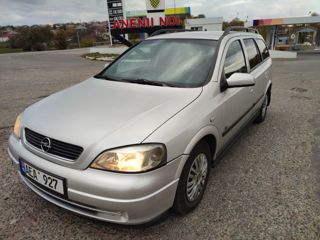 Opel Astra foto 9