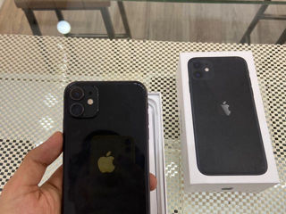 Se vinde IPhone 11, 64 GB, black