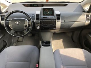 Toyota Prius foto 8