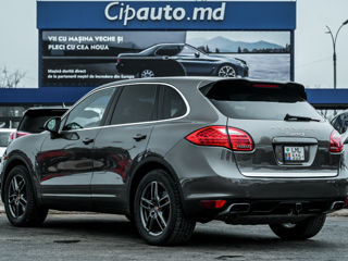 Porsche Cayenne foto 2