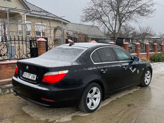 BMW 5 Series foto 8