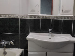 Apartament cu 3 camere, 79 m², Centru, Călăraşi, Călărași foto 4